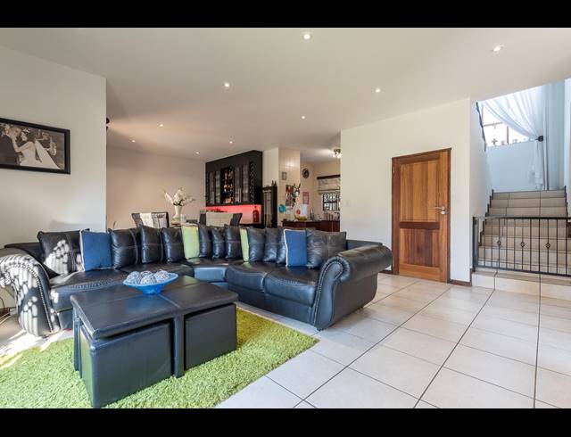 4 BEDROOM CLUSTER SOLD IN MULBARTON